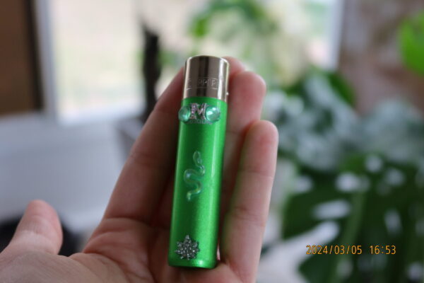 Decorated lighter for Him (Evergreen) - Image 2